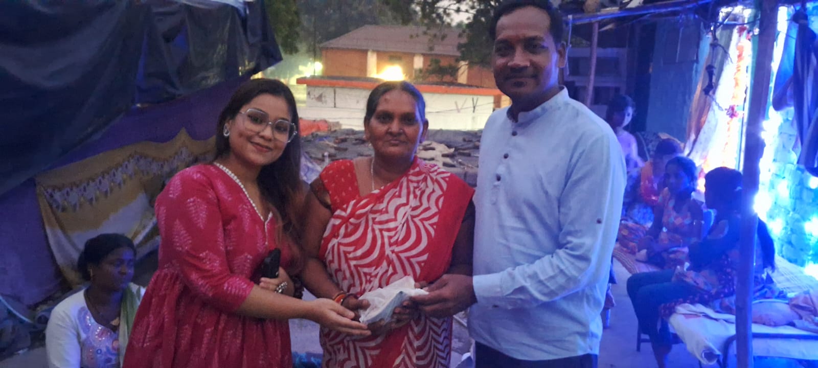 निःशुल्क दीपावली दिया वितरण कार्यक्रम