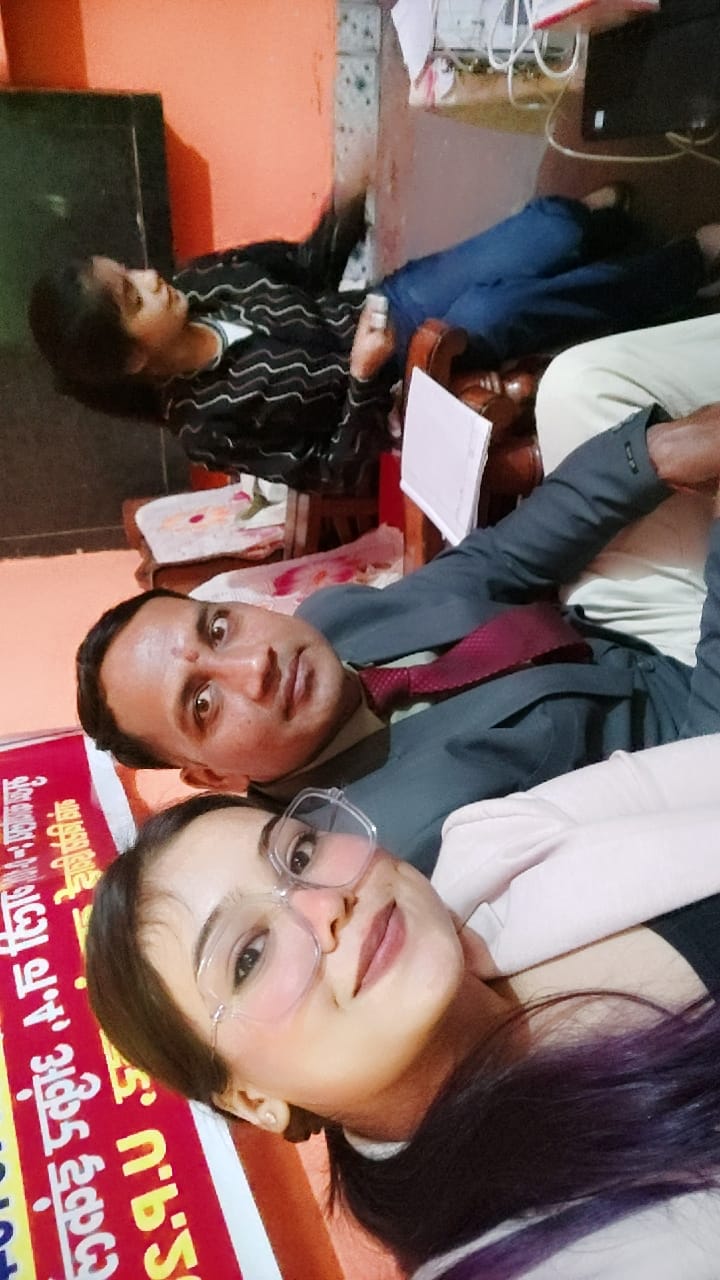 सोसाइटी ऑफ़ हेल्थ एंड एनवायरमेंट रिसोर्सेज के राष्ट्रीय अध्यक्ष जी अपने परिवार स्वरूप सदस्यों के साथ