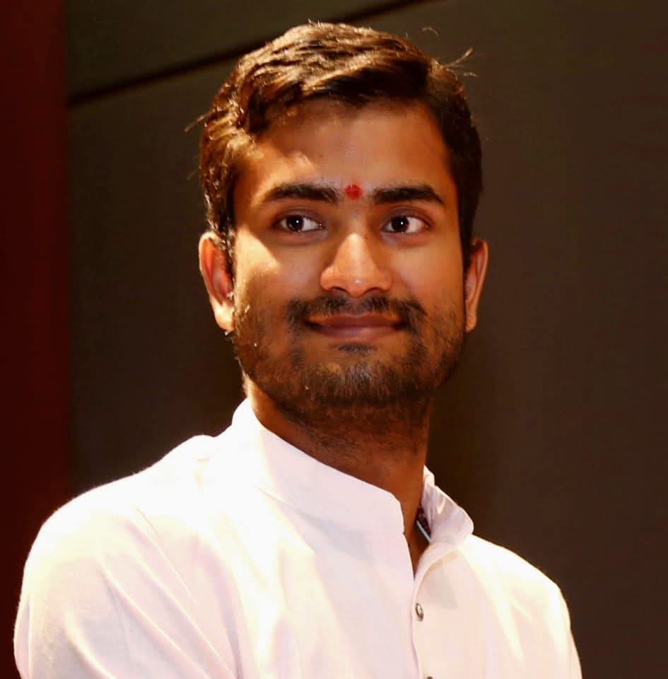 डॉ. आशुतोष सिंह तोमर असिस्टेंट प्रोफेसर  दिल्ली विश्वविद्यालय  सदस्य - कार्यकारी परिषद आईआईएमटी विश्वविद्यालय ग्रेटर नोएडा